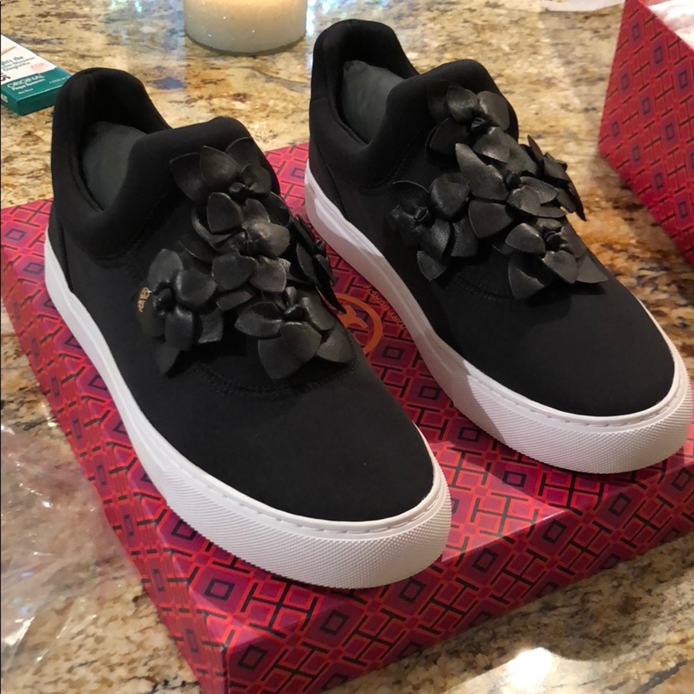 Tory Burch Blossom Neoprene Flower slip-on Sneaker